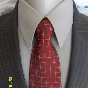 HHR8- Jos A Bank 2Btn Gray Pinstripe Suit